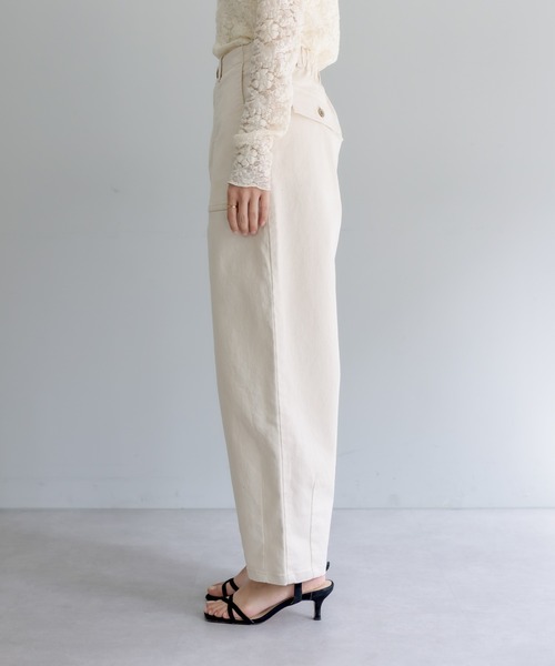PUAL CE CIN（ピュアルセシン）の「JAPAN MADEベイカーコクーンパンツ（その他パンツ・レディース・ナチュラル/カーキ・FREE）」の4枚目の写真