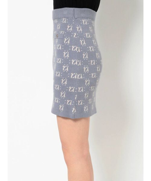 RESEXXY(リゼクシー)の「モノグラムニットミニスカート(スカート・レディース・アイボリー/ブラック/ブルー・FREE)」の18枚目の写真
