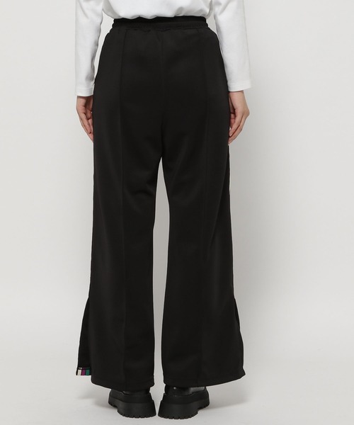 PAGEBOY（ページボーイ）の「ラインジャージパンツ（スウェットパンツ・レディース・ブラック/チャコールグレー・FREE）」の3枚目の写真