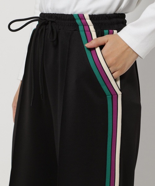 PAGEBOY（ページボーイ）の「ラインジャージパンツ（スウェットパンツ・レディース・ブラック/チャコールグレー・FREE）」の6枚目の写真