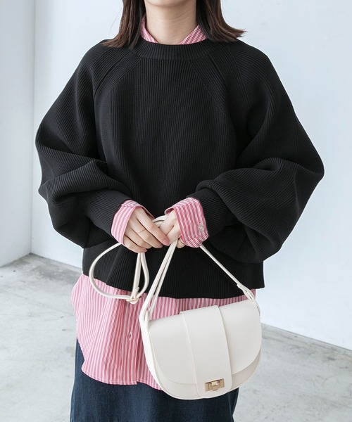 BONLECILL（ボンルシール）の「ハーフムーン フラップミニショルダーバッグ（ショルダーバッグ・レディース・レッド/ブラウン/ネイビー/オフホワイト/ブラック・FREE）」の7枚目の写真