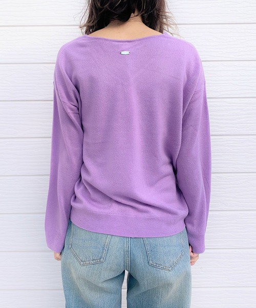 Q（キュー）の「なめらかタッチVネックニット（ニット/セーター・レディース・ライトグレー/アイボリー/ラベンダー・MEDIUM）」の12枚目の写真