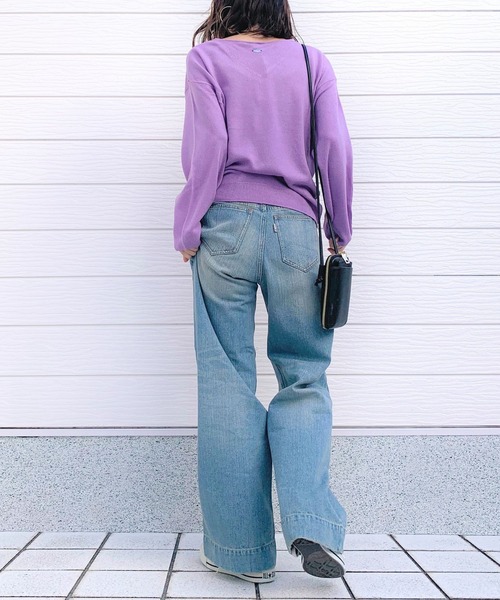 Q（キュー）の「なめらかタッチVネックニット（ニット/セーター・レディース・ライトグレー/アイボリー/ラベンダー・MEDIUM）」の17枚目の写真