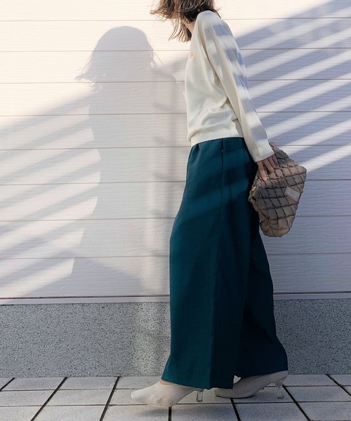 Q（キュー）の「なめらかタッチVネックニット（ニット/セーター・レディース・ライトグレー/アイボリー/ラベンダー・MEDIUM）」の19枚目の写真