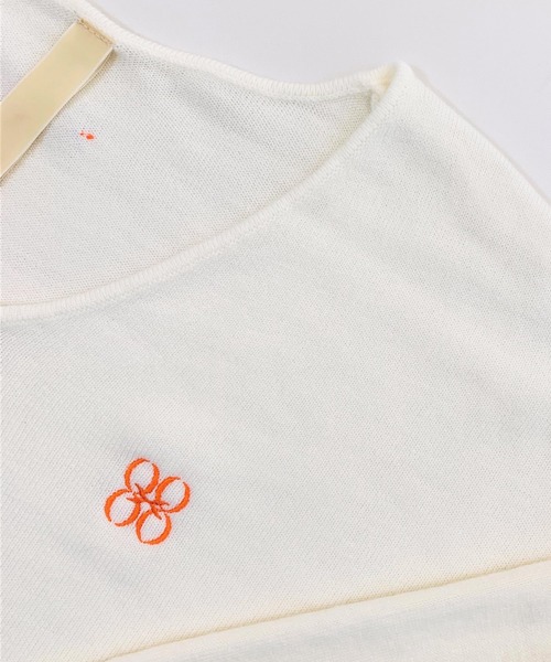 Q（キュー）の「なめらかタッチVネックニット（ニット/セーター・レディース・ライトグレー/アイボリー/ラベンダー・MEDIUM）」の21枚目の写真