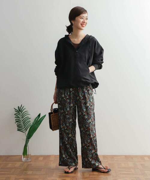 URBAN RESEARCH DOORS（アーバンリサーチドアーズ）の「コットンラミーパーカー（パーカー・レディース・ホワイト/ブラック/ナチュラル・MEDIUM）」の20枚目の写真