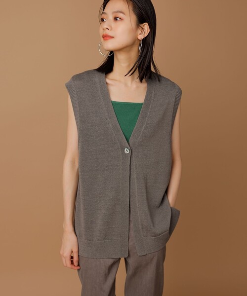 J.PRESS(ジェイプレス)の「【洗える】 LICOテープベスト ニット ジレ(ベスト・レディース・ベージュ系/ブラウン系/ネイビー系・T13)」の2枚目の写真