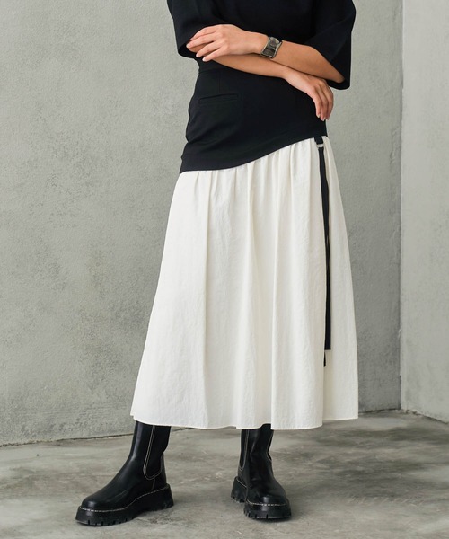 Maisones.(メゾネス)の「Round-flap Skirt | ラウンドフラップスカート(スカート・レディース・チャコールグレー/ブラック/ネイビー・1/2)」の11枚目の写真