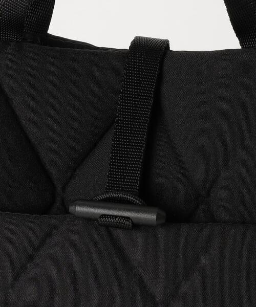 THE NORTH FACE(ザノースフェイス)の「<THE NORTH FACE> GEOFACE PC SLEEVE 13/モバイルケース(トートバッグ・メンズ・ブラック・FREE)」の11枚目の写真