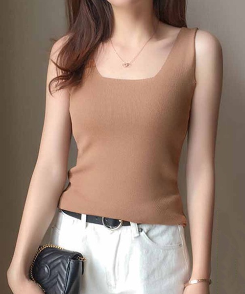 STYLEBLOCK(スタイルブロック)の「スクエアネックニットタンクトップ(ニット/セーター・レディース・ピンク/ブラック/オレンジ/ブルー/ベージュ系その他/イエロー/ホワイト/ブラウン系その他・FREE)」の4枚目の写真