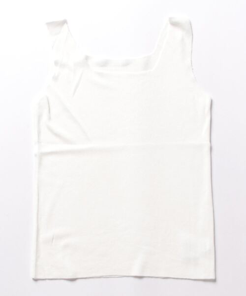 STYLEBLOCK(スタイルブロック)の「スクエアネックニットタンクトップ(ニット/セーター・レディース・ピンク/ブラック/オレンジ/ブルー/ベージュ系その他/イエロー/ホワイト/ブラウン系その他・FREE)」の10枚目の写真