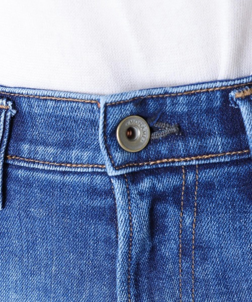 Moname(モナーム)の「Moname MILLA ストレートデニムパンツ(デニムパンツ・レディース・ブルー・24/25/23)」の6枚目の写真