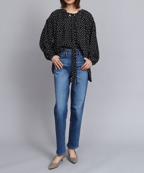 Moname(モナーム)の「Moname MILLA ストレートデニムパンツ(デニムパンツ・レディース・ブルー・24/25/23)」の14枚目の写真