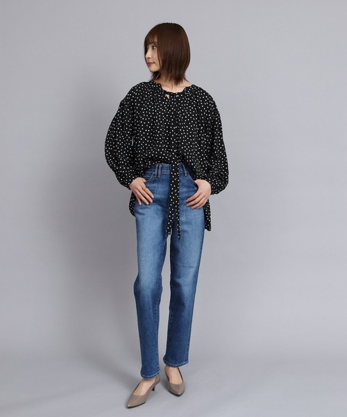 Moname(モナーム)の「Moname MILLA ストレートデニムパンツ(デニムパンツ・レディース・ブルー・24/25/23)」の13枚目の写真