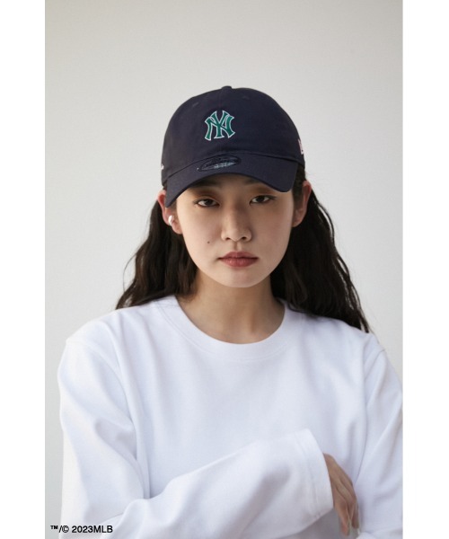 AZUL by moussy(アズールバイマウジー)の「NEW ERA × AZUL 9thirty/NEW ERA×AZUL 9THIRTY(キャップ・レディース・カーキ/アイボリー/ネイビー・FREE)」の10枚目の写真