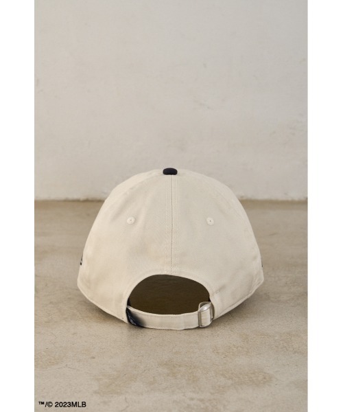 AZUL by moussy(アズールバイマウジー)の「NEW ERA × AZUL 9thirty/NEW ERA×AZUL 9THIRTY(キャップ・レディース・カーキ/アイボリー/ネイビー・FREE)」の14枚目の写真