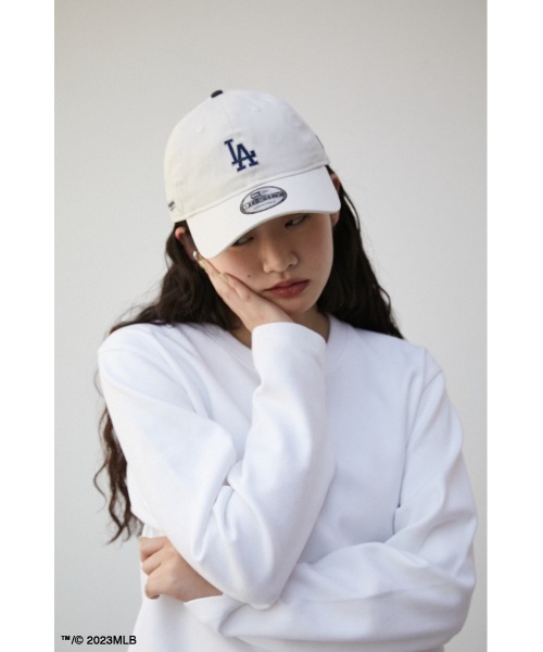 AZUL by moussy(アズールバイマウジー)の「NEW ERA × AZUL 9thirty/NEW ERA×AZUL 9THIRTY(キャップ・レディース・カーキ/アイボリー/ネイビー・FREE)」の22枚目の写真