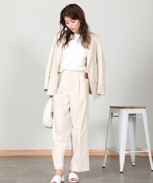 aity(アイティ)の「ノースリーブカットソー 夏服(Tシャツ/カットソー・レディース・チャコール/ピンク/グリーン/オフホワイト/ブラック/グレイッシュベージュ・M)」の8枚目の写真