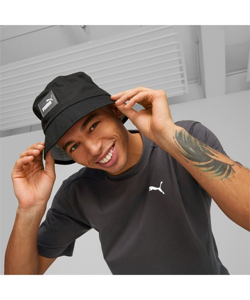 PUMA（プーマ）の「PUMA プーマ ユニセックス プーマ コア バケットハット（ハット・メンズ・ブラック×グレー・SMALL/LARGE）」の2枚目の写真