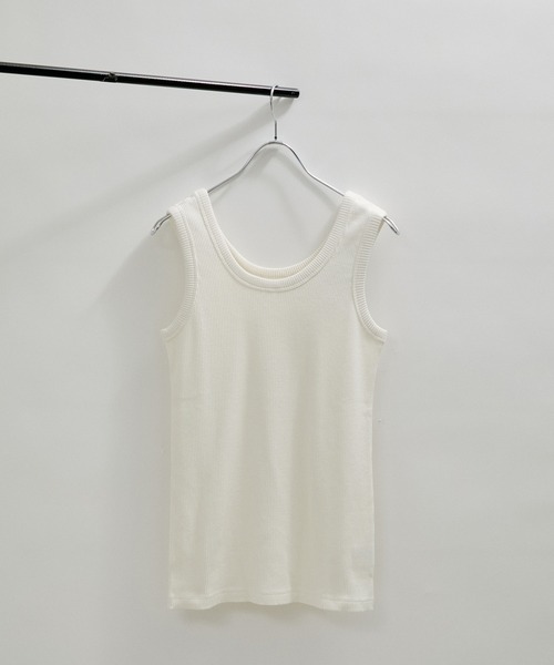 SALON adam et rope'（サロン アダム エ ロペ）の「【セットアップ対応】ガーメントダイリブタンクトップ/ノースリーブプルオーバー（タンクトップ・レディース・オフホワイト/ブラウン/チャコールグレー・FREE）」の9枚目の写真