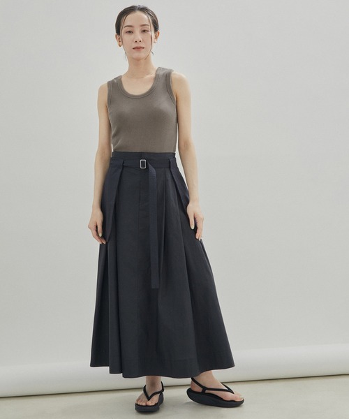 SALON adam et rope'（サロン アダム エ ロペ）の「【セットアップ対応】ガーメントダイリブタンクトップ/ノースリーブプルオーバー（タンクトップ・レディース・オフホワイト/ブラウン/チャコールグレー・FREE）」の19枚目の写真