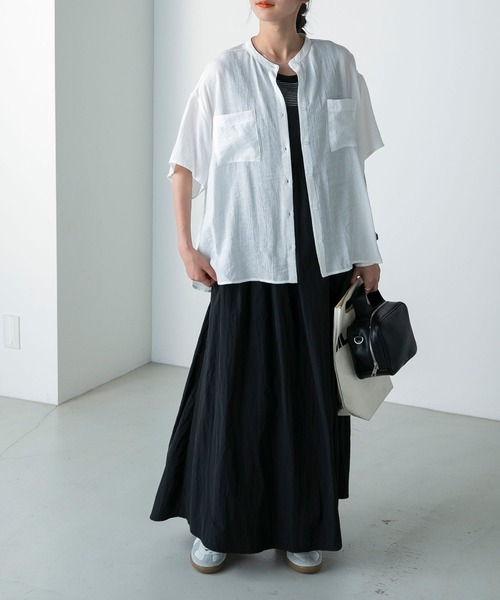 forksy.(フォルクシー)の「【forksy.】ルーズシルエット半袖バンドカラー楊柳シャツ(シャツ/ブラウス・レディース・オレンジ/ライム/オフホワイト/チャコールグレー・FREE)」の5枚目の写真