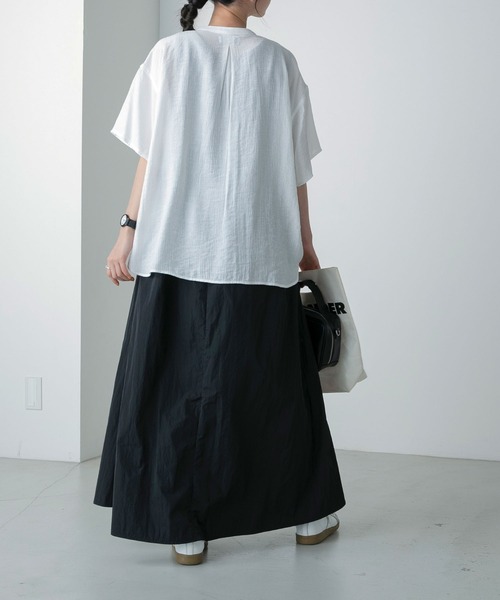 forksy.(フォルクシー)の「【forksy.】ルーズシルエット半袖バンドカラー楊柳シャツ(シャツ/ブラウス・レディース・オレンジ/ライム/オフホワイト/チャコールグレー・FREE)」の8枚目の写真