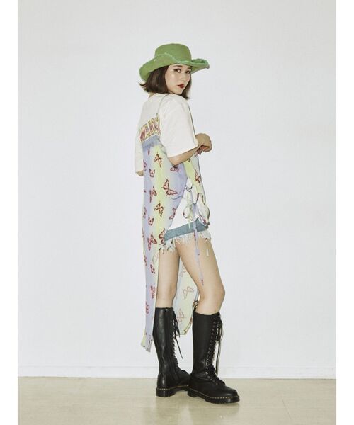 jouetie（ジュエティ）の「バタフライパターンスリットキャミワンピース（ワンピース・レディース・パープル/ピンク・MEDIUM）」の7枚目の写真