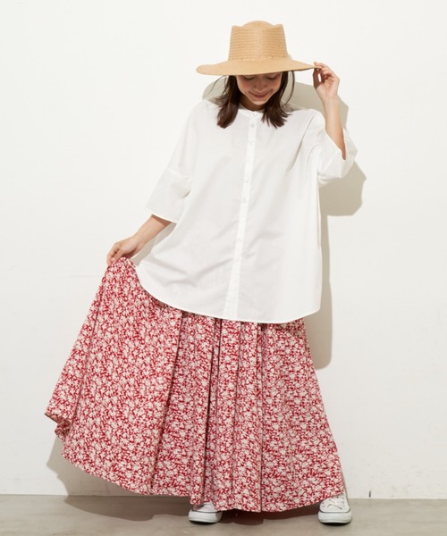 Libra Cue（リブラ キュー）の「フラワープリントギャザースカート（スカート・レディース・ネイビー/レッド・FREE）」の15枚目の写真