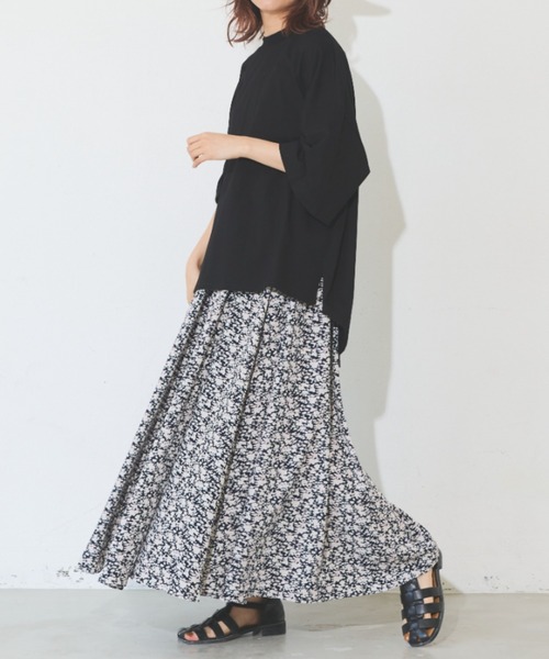 Libra Cue（リブラ キュー）の「フラワープリントギャザースカート（スカート・レディース・ネイビー/レッド・FREE）」の18枚目の写真