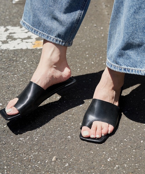 Auntie Rosa Holiday(アンティローザホリデー)の「トングレザーサンダル(サンダル・レディース・ブラック・SMALL/MEDIUM/LARGE)」の7枚目の写真