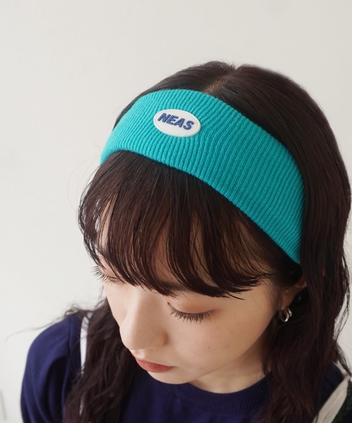 BARELY BLUE(ベアリーブルー)の「【 BARELY BLUE / ベアリーブルー 】 シンプル カラー ワンポイント ヘアバンド(ヘアバンド・レディース・エメラルドブルー/ブラック/ロイヤルブルー/ライトブラウン/グレー/ホワイト・FREE)」の5枚目の写真