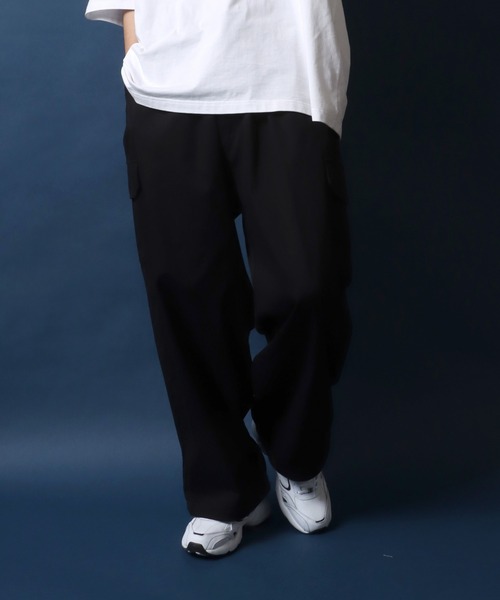 ANPAS(アンパス)の「Stretch Wide Cargo Pants/ストレッチ ワイドカーゴパンツ スノーパンツ(カーゴパンツ・メンズ・カーキ/ホワイト/ベージュ/ブラック・L/LL/M)」の3枚目の写真