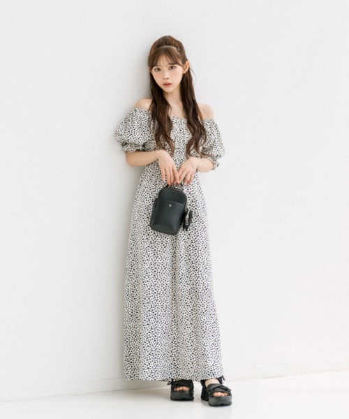 OLIVE des OLIVE（オリーブデオリーブ）の「シャーリングダブルフロントワンピース　1031090640（ワンピース・レディース・レオパード/オフホワイト/ブラック・FREE）」の3枚目の写真