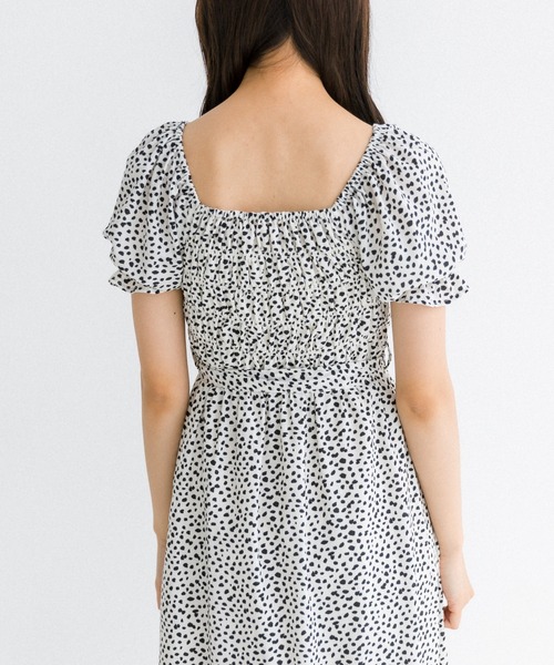 OLIVE des OLIVE（オリーブデオリーブ）の「シャーリングダブルフロントワンピース　1031090640（ワンピース・レディース・レオパード/オフホワイト/ブラック・FREE）」の11枚目の写真