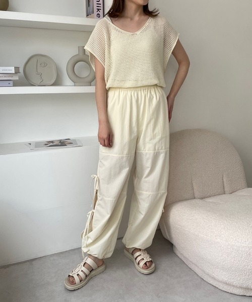 LOWRYS FARM（ローリーズファーム）の「サイドスリットドロストパンツ　962774（その他パンツ・レディース・チャコールグレー/アイボリー/パープル・FREE）」の21枚目の写真