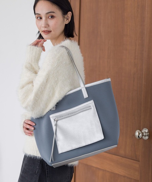 LAKOLE（ラコレ）の「ネオプレーンフロントポケットトートバッグ2 / 963900（トートバッグ・レディース・オフホワイト/ブラウン系その他/ブラック/グレー/ネイビー・FREE）」の5枚目の写真