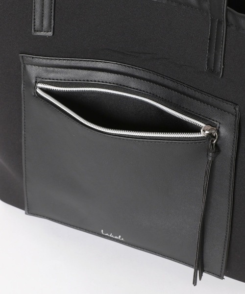 LAKOLE（ラコレ）の「ネオプレーンフロントポケットトートバッグ2 / 963900（トートバッグ・レディース・オフホワイト/ブラウン系その他/ブラック/グレー/ネイビー・FREE）」の20枚目の写真