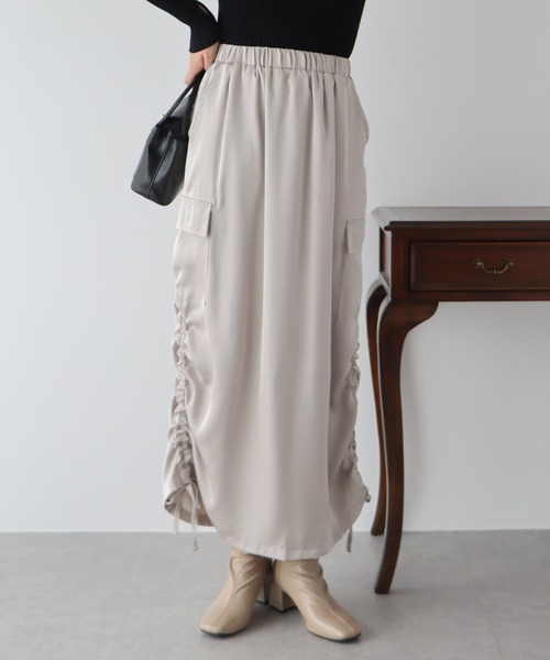 BLUEEAST（ブルーイースト）の「シャーリングカーゴスカート（スカート・レディース・チャコールグレー/ブラック/グレイッシュベージュ/カーキ/ブラウン・MEDIUM）」の7枚目の写真