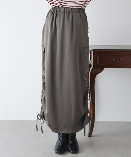 BLUEEAST（ブルーイースト）の「シャーリングカーゴスカート（スカート・レディース・チャコールグレー/ブラック/グレイッシュベージュ/カーキ/ブラウン・MEDIUM）」の20枚目の写真