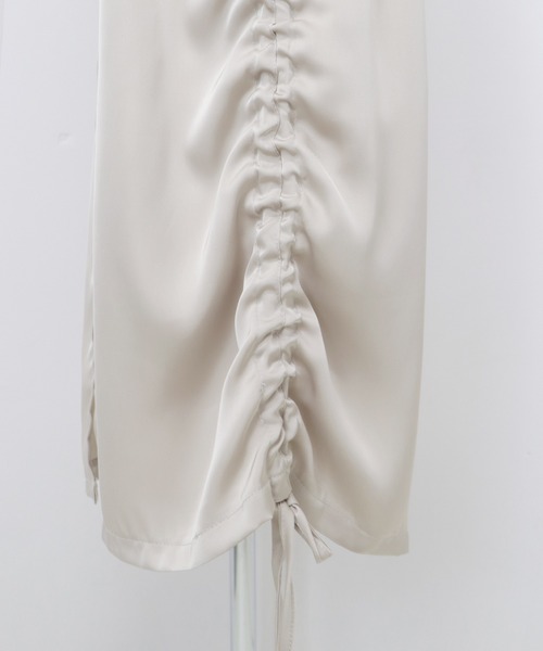 BLUEEAST（ブルーイースト）の「シャーリングカーゴスカート（スカート・レディース・チャコールグレー/ブラック/グレイッシュベージュ/カーキ/ブラウン・MEDIUM）」の13枚目の写真