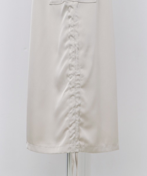 BLUEEAST（ブルーイースト）の「シャーリングカーゴスカート（スカート・レディース・チャコールグレー/ブラック/グレイッシュベージュ/カーキ/ブラウン・MEDIUM）」の12枚目の写真