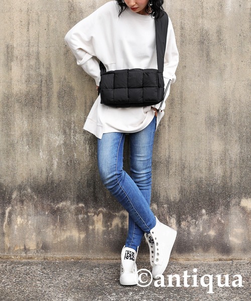 antiqua（アンティカ）の「ハイカットゴアスニーカー（スニーカー・レディース・ブラック/ホワイト・L/LL/M/S）」の11枚目の写真