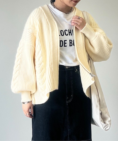 un dix cors（アンディコール）の「ケーブルジップカーディガン