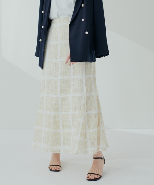 natural couture(ナチュラルクチュール)の「ツイード風シアーチェックスカート(スカート・レディース・ブルー/ブラック/オフホワイト・FREE)」の5枚目の写真