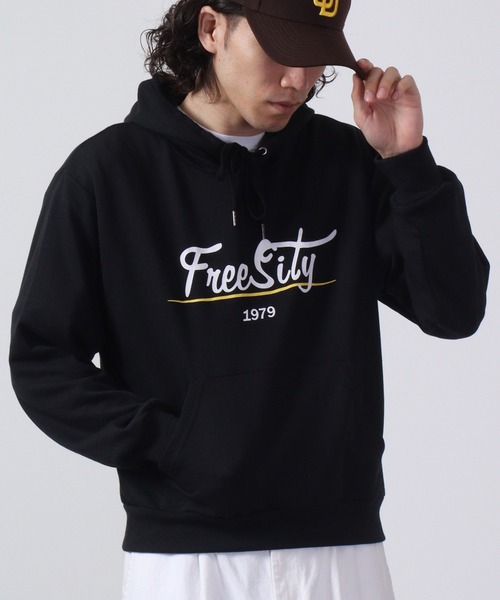 FUNALIVE(ファンアライブ)の「Printed fleece pullover hoodie / プリント裏毛プルオーバーパーカー unisex(パーカー・メンズ・ホワイト系/ネイビー系/ネイビー系1/グレー系/グレー系2/ブラック系1/ブラック系2/ベージュ系1/ホワイト系2/グレー系1/杢グレー/ホワイト/ネイビー/ベージュ/ブラック系/ホワイト系1/ネイビー系2/ベージュ系2/ベージュ系/ブラック・L/M/LL)」の7枚目の写真