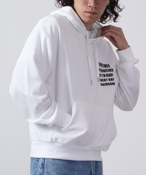 FUNALIVE(ファンアライブ)の「Printed fleece pullover hoodie / プリント裏毛プルオーバーパーカー unisex(パーカー・メンズ・ホワイト系/ネイビー系/ネイビー系1/グレー系/グレー系2/ブラック系1/ブラック系2/ベージュ系1/ホワイト系2/グレー系1/杢グレー/ホワイト/ネイビー/ベージュ/ブラック系/ホワイト系1/ネイビー系2/ベージュ系2/ベージュ系/ブラック・L/M/LL)」の2枚目の写真