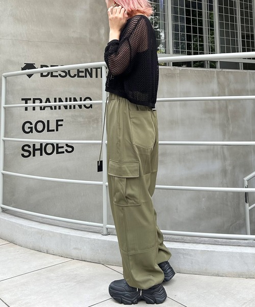 INGNI（イング）の「ツイルカーゴ／パンツ（カーゴパンツ・レディース・ブラック/カーキ/アイボリー・FREE）」の18枚目の写真