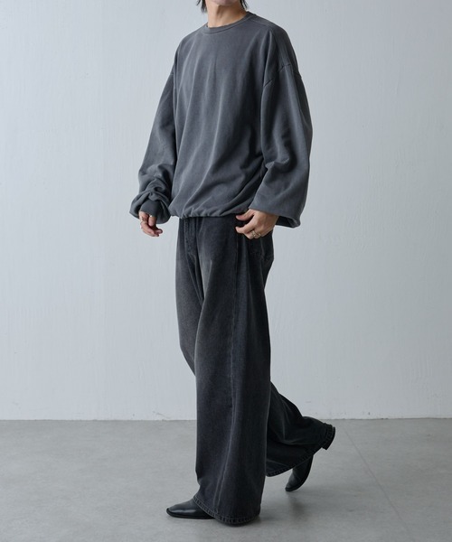 COLONY 2139（コロニートゥーワンスリーナイン）の「ピグメントダメージ裏起毛クルースウェット（スウェット・メンズ・ブラック/チャコールグレー・LARGE/MEDIUM）」の22枚目の写真