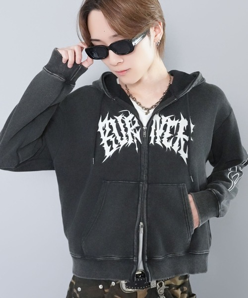 SPINNS（スピンズ）の「ナローフレームスクエアサングラス/Y2K・韓国ストリート/ユニセックス（サングラス・メンズ・B/A/C・ONESIZE）」の13枚目の写真